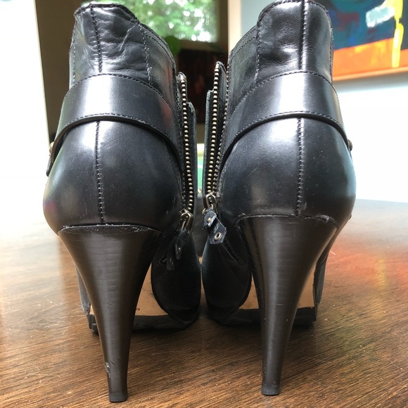 Cole Haan + Nike Air Black Ankle Boots – 4” heels - Picture 3 of 7